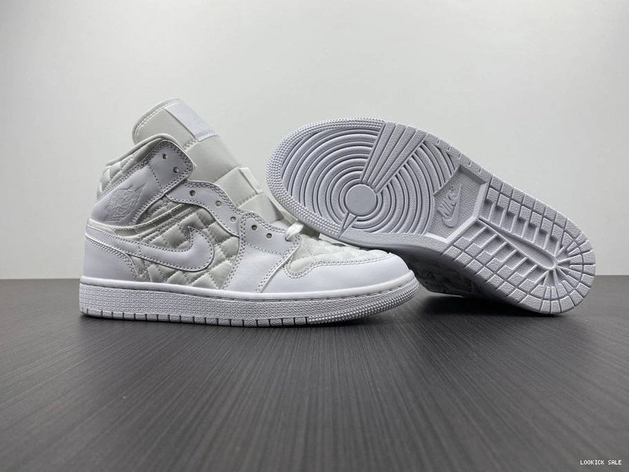 Reps 1 - Quilted (W) Mid Jordan DB6078-100 White 0515